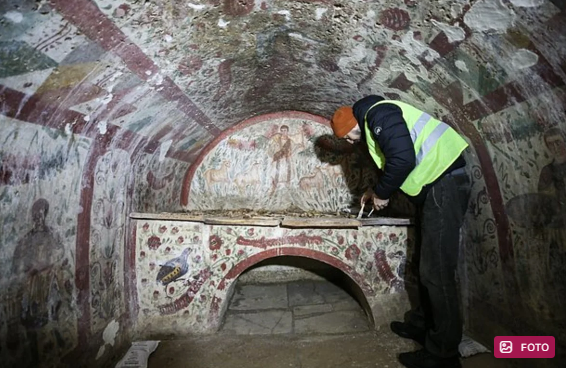 Türkiyədə İsa Məsihin saqqalsız təsviri aşkarlandı