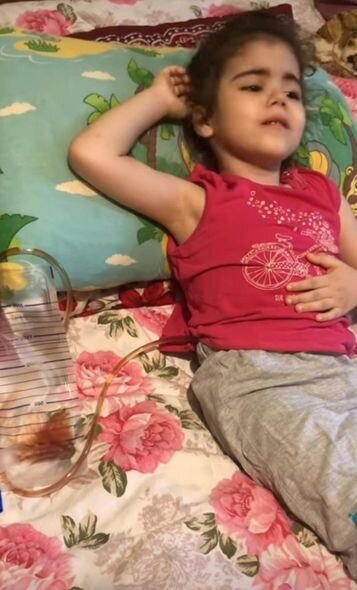 Beş yaşlı qızın sağlam böyrəyinin xilas olunmasına kömək edin - Yardım ÇAĞIRIŞI + FOTO