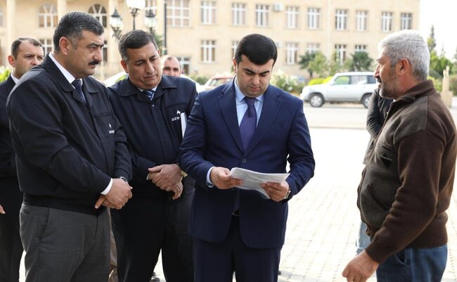 "Açıq mikrofon" aksiyası çərçivəsində sahibkarlarla 44-cü, ümumilikdə isə 176-cı görüş baş tutdu