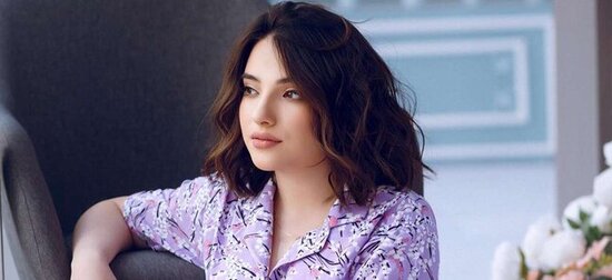 "Azərbaycandan gedirəm, mentalitetinizi başınıza çırpın!" - Nahidə Babaşlı