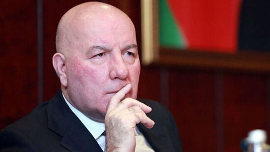 Elman Rüstəmov bu iki qurumda yüksək vəzifədə qalır
