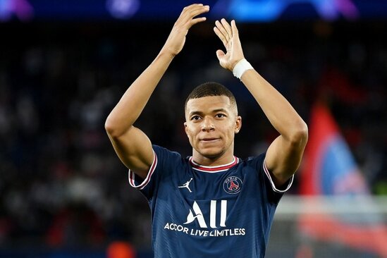 Kilian Mbappe yeni rekorda imza atıb