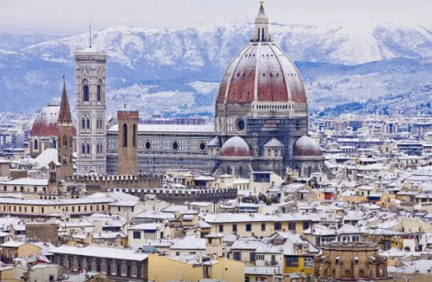 Roma və ya Venesiya deyil - Ziyarətə dəyər İtaliya şəhəri