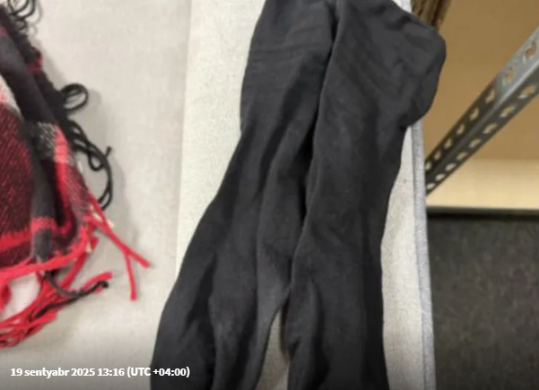 Müğənninin çirkli corabları satışa qoyuldu