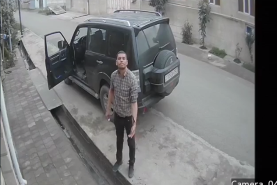 Bakıda ər keçmiş arvadına DƏHŞƏT YAŞATDI - ŞOK VİDEO