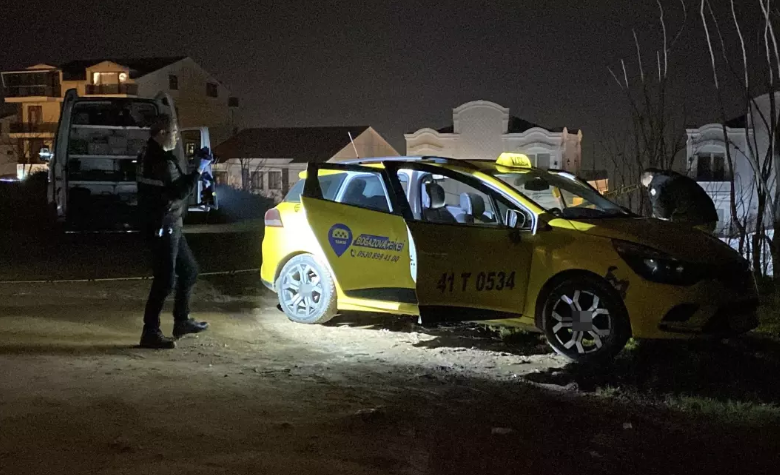 Taksi sürücüsü yol kənarında boğazı kəsilmiş halda tapıldı