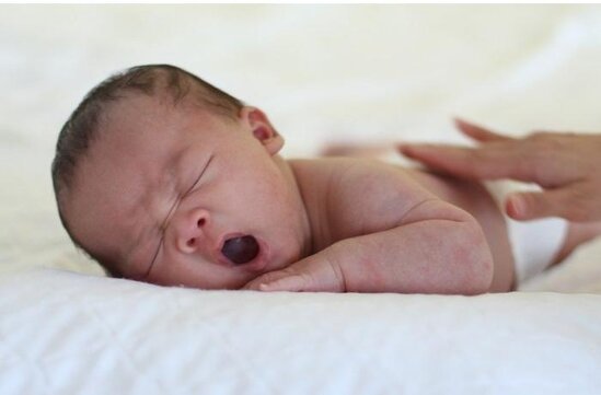 Azərbaycanda ilin ilk körpəsi dünyaya gəldi