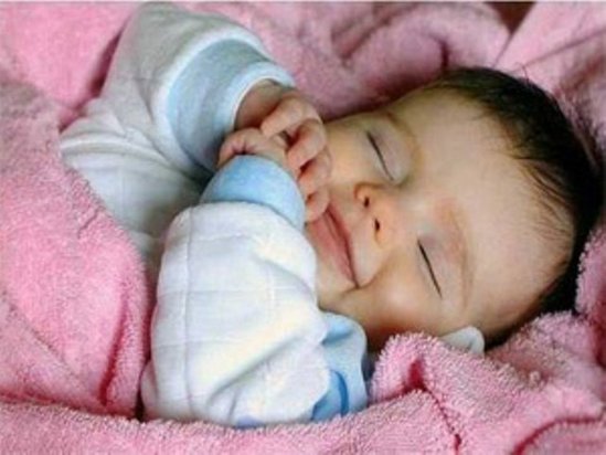 2016-cı ilin ilk körpəsi qız oldu
