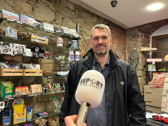 Sahibkarlar: "Korsikaya dair qərarları ada sakinləri özləri verməlidirlər"