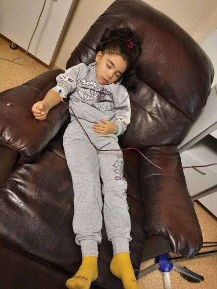 10 yaşlı Dənizin yaşamaq üçün sizə EHTİYACI VAR - FOTO