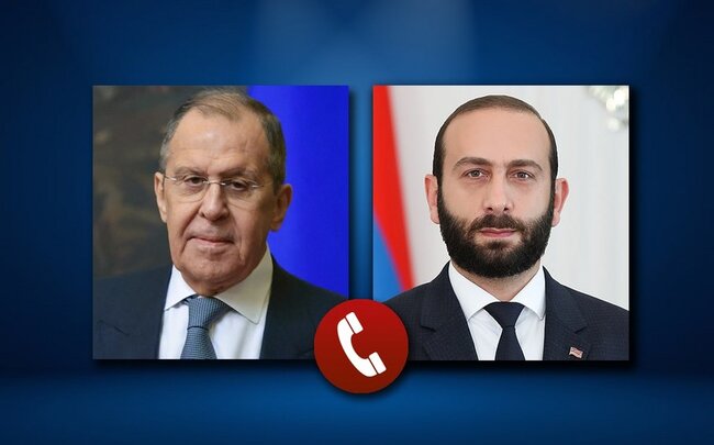 Lavrov və Mirzoyan İrəvanla Bakı arasında sülh müqaviləsinin hazırlanmasını müzakirə ediblər