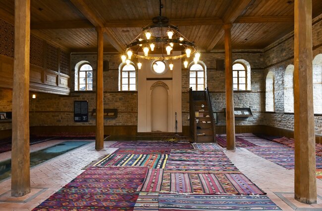 İlham Əliyev və Mehriban Əliyeva Lahıcda sakinlərlə söhbətləşdi - VİDEO