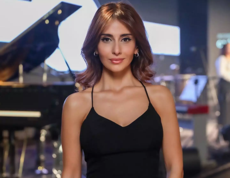 Aparıcı Leyla ərinin fotosunu paylaşdı