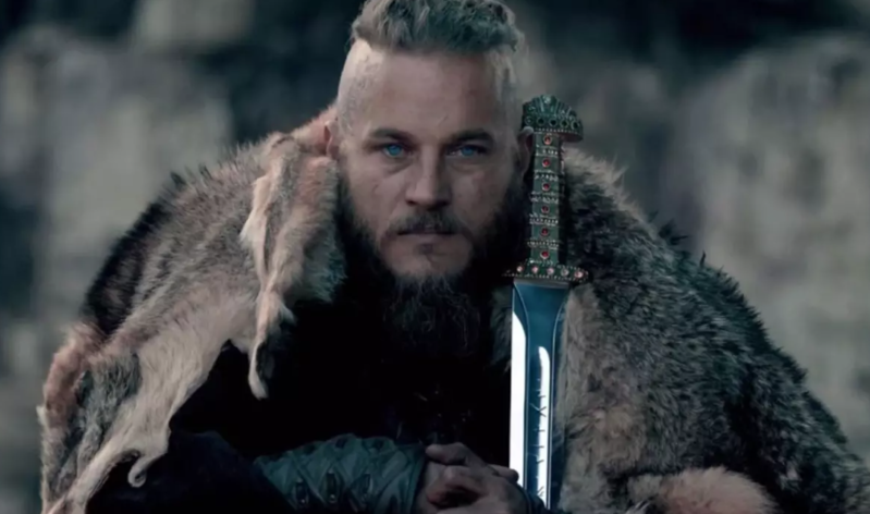 "Vikings"in Ragnarı Travis Fimmel İstanbulda