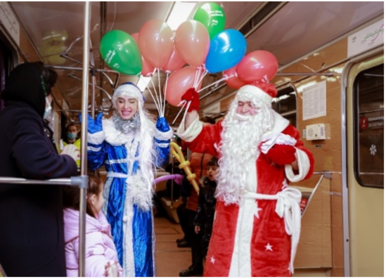 Bakı metrosunda maraqlı anlar - FOTOLAR