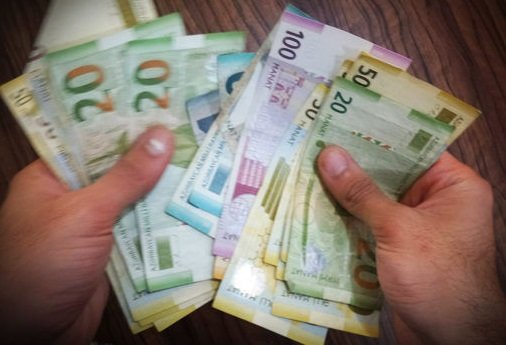 Kredit götürmək istəyənlərin diqqətinə: bu maaşa verirlər - SİYAHI