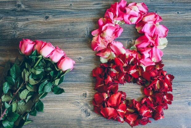 8 Mart Beynəlxalq Qadınlar Günüdür