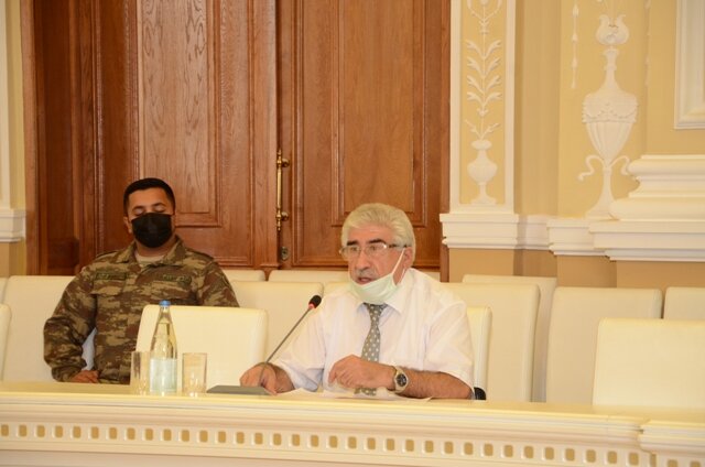 Bakı Şəhər İcra Hakimiyyətində dəyirmi masa keçirilib