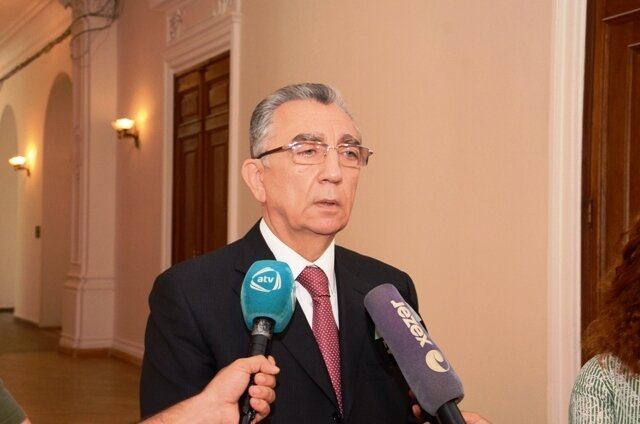 Bakı Şəhər İcra Hakimiyyətində dəyirmi masa keçirilib