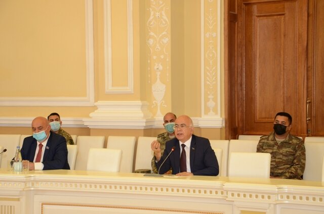 Bakı Şəhər İcra Hakimiyyətində dəyirmi masa keçirilib