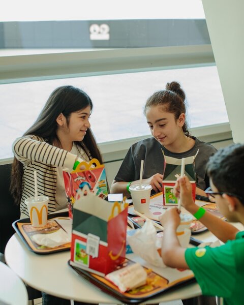 "McDonald’s Azərbaycan" və DSMF şəhid övladları üçün tədbir təşkil ediblər - FOTO - VİDEO