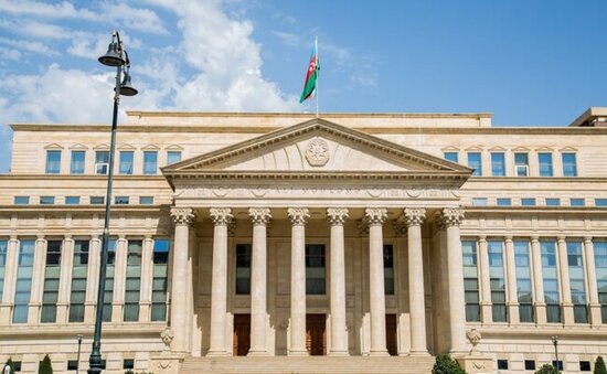 COVID pasportu olmayanlar bu binalara buraxılmayacaq - RƏSMİ