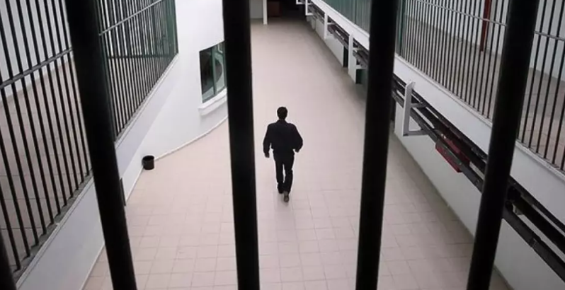 Qaçdı deyə axtarılan məhkumun məhkəmədə unudulduğu ortaya çıxdı