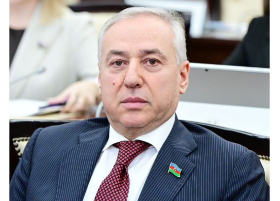 "Bəzi məmurlar bir çox hallarda dövlət başçısının ona göstərdiyi yüksək etimadı doğrultmaq əvəzinə öz maraqlarına xidmət edir" - DEPUTAT