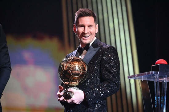 Messi yeddinci dəfə "Qızıl top" mükafatını qazanıb