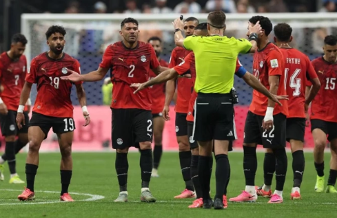 Messinin göz yaşlarının arxasında nə dayanır?