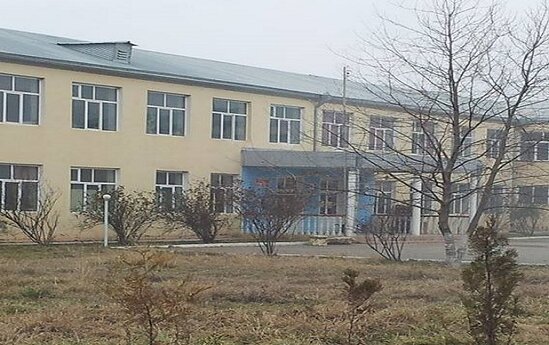 Məktəb direktorundan şagirdin intiharı ilə bağlı - AÇIQLAMA