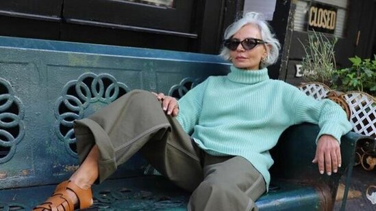 56 yaşında moda dünyasını silkələyən qadın kimdir? - FOTO