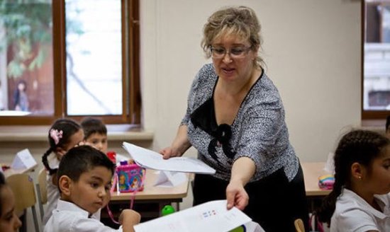 Müəllimlərin diqqətinə: Maaşlar...