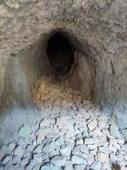 Orta əsrlərə aid tunel aşkar edilib - FOTO