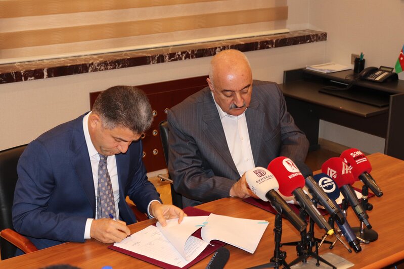 "Gəncə cihazqayırma" zavodu və "Azəriqaz" arasında müqavilə bağlandı