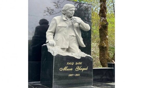 Musa Yaqubun qəbirüstü abidəsi ucaldıldı