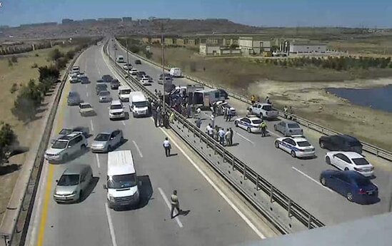 Dəhşətli qəzada xanımı ilə birgə ölən şəxs Metropoliten əməkdaşı imiş - Fotolar