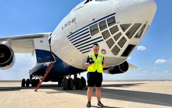 Bu təyyarəni idarə etmək üçün Bakıya gəldi - Foto