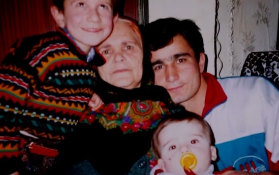 "Kaş anam 2-3 il də yaşayardı və başqa cür olardım" - Video