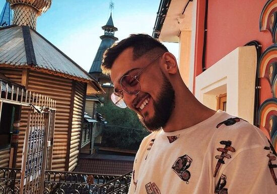 Azərbaycanlı müğənni "Google Russia"nın siması seçildi - VİDEO