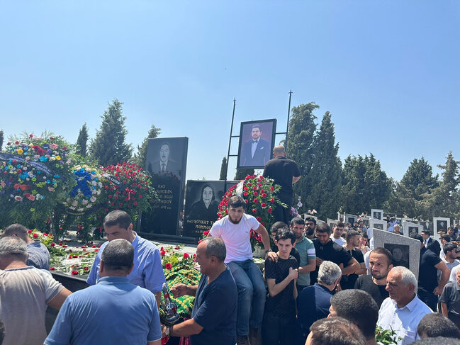 Dəhşətli qəzada ölən Ruslan dəfn edildi - FOTO