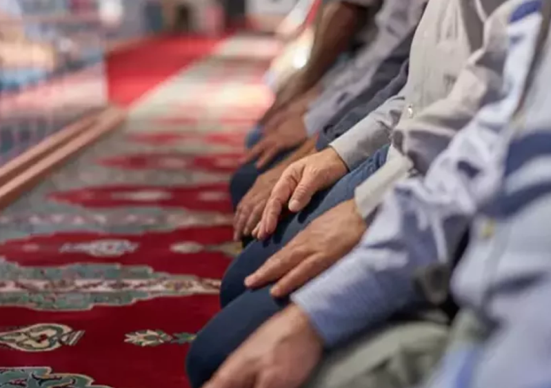Məscidlərdə bayram namazı hansı saatda qılınacaq?