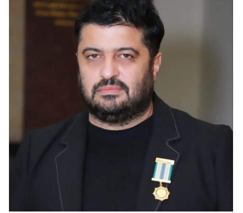 Tanınmış rejissor təltif edildi