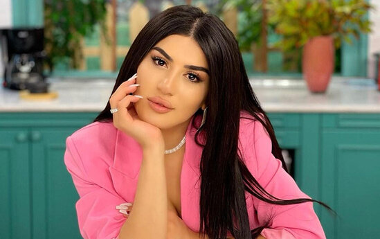 Müğənni Nəfəsin maşınından 6 min manat oğurladı, həbs olundu