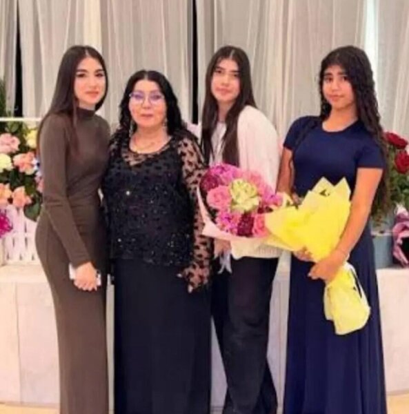 "Tək yaşayıram, nəvələrimi görməyəndə darıxıram"