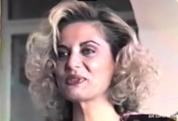 "Azərbaycanlılar kimi sevəcəyini yaxşı bilir" - Məşhur müğənninin arxiv görüntüləri - FOTOLAR