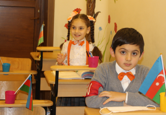 Emin Əmrullayev tədris ilinin sentyabrın 1-dən başlamasını təklif edib