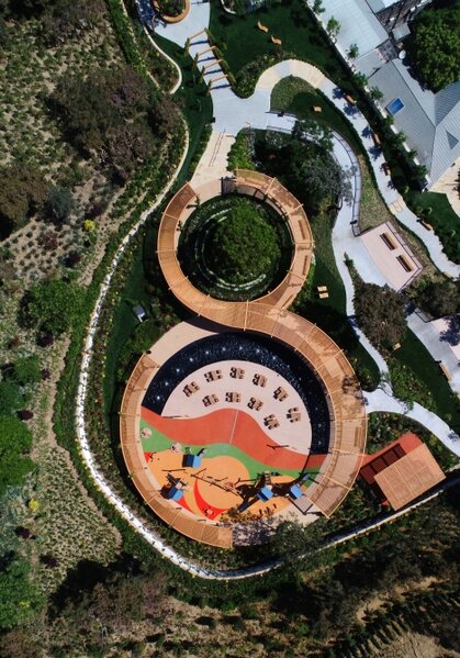 Prezident Bakıda yeni salınmış parkda - FOTOLAR