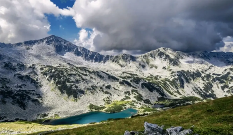 12 ildir ölü sayılan şəxs, dağda kamp edərkən tapıldı