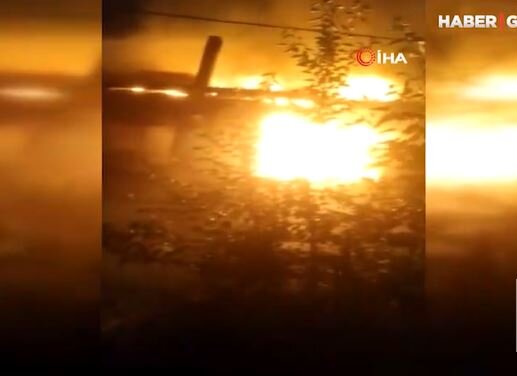 Dəhşətli yanğın yan evlərə də sıçradı - VİDEO